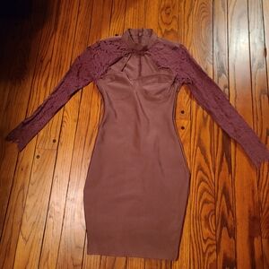 SUPER CUTE Zipper Back Lace-Sleeve High Neck Bodycon Dress in Mauve! XS!